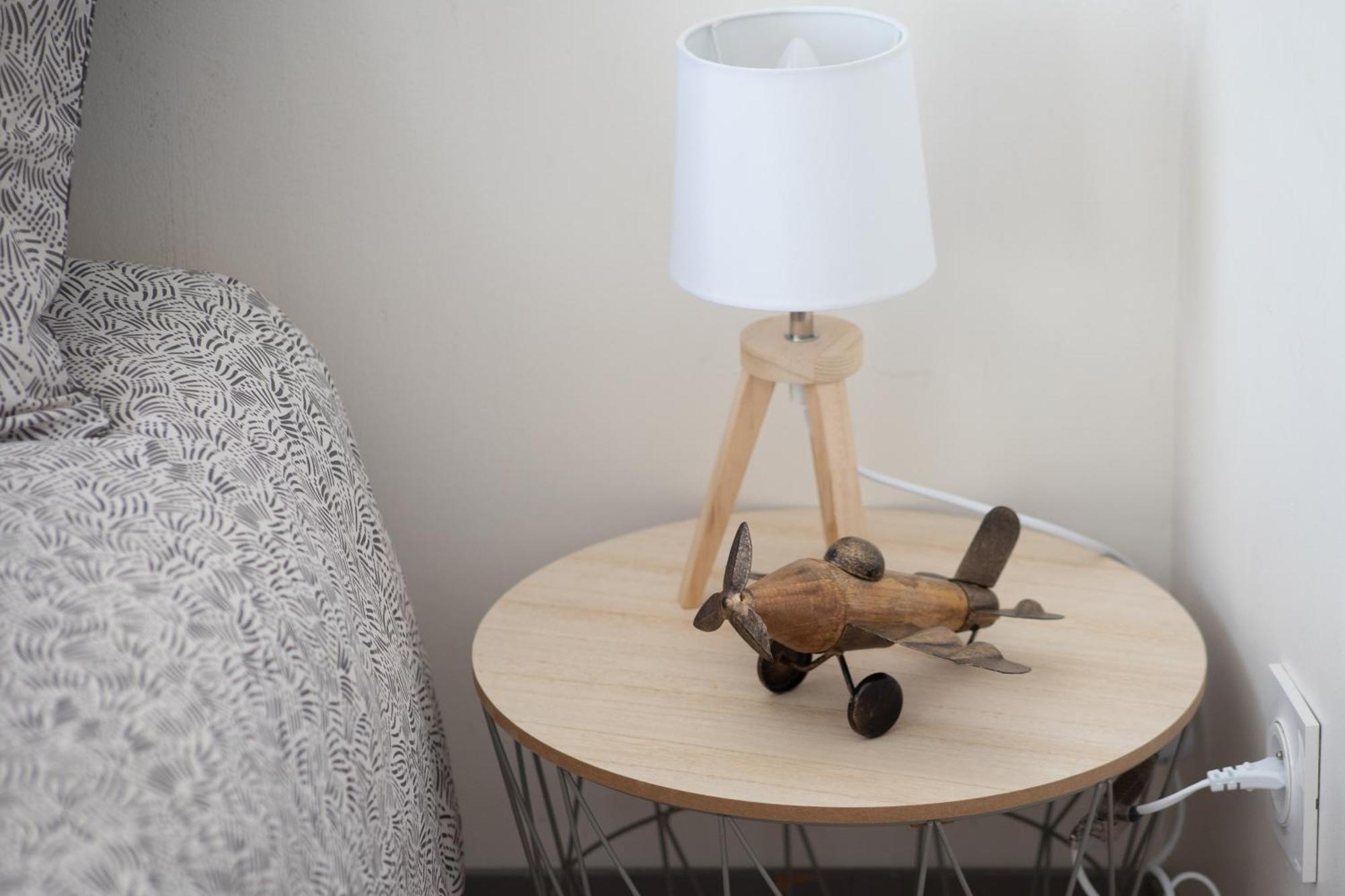 Appartamento Le Partage Des Eaux - 4 Couchages - Hypercentre - Clim - Wifi LʼIsle-sur-la-Sorgue Esterno foto