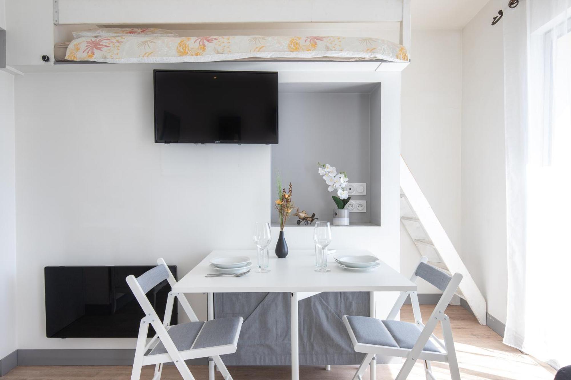 Appartamento Le Partage Des Eaux - 4 Couchages - Hypercentre - Clim - Wifi LʼIsle-sur-la-Sorgue Esterno foto
